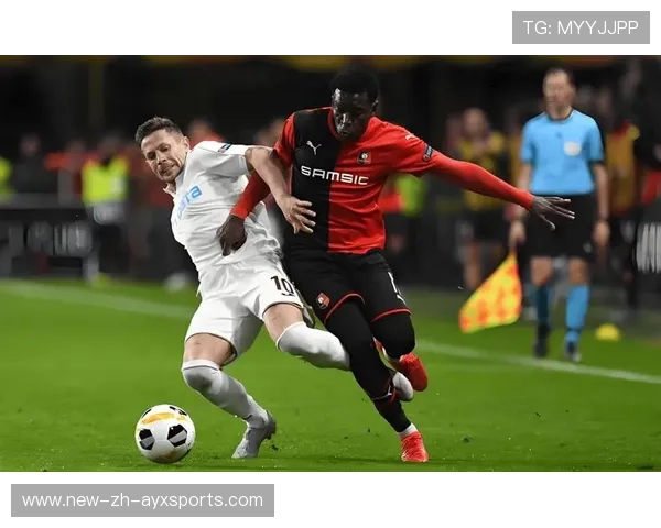 南特主攻边路冲击，连传数脚打穿防线