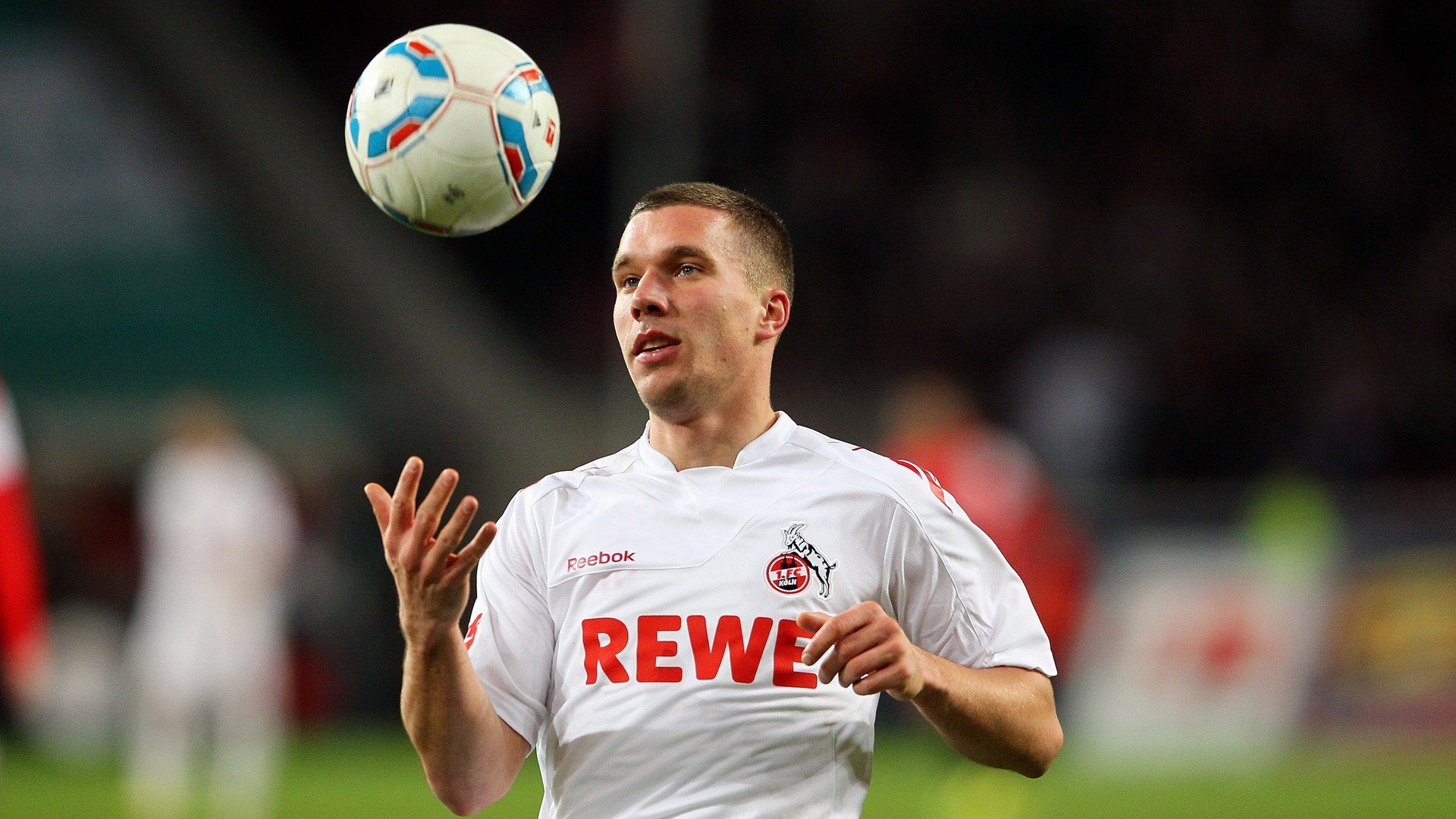 足球传奇的开始，足球传奇人物有哪些